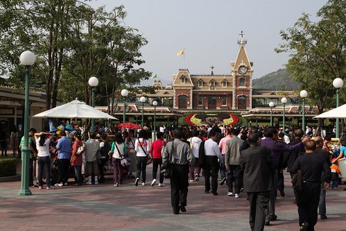 Hong Kong Disneyland soon after opening for the day