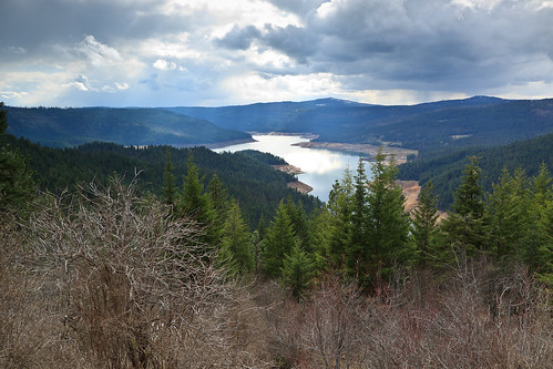 View over the Dworshak Reservoir