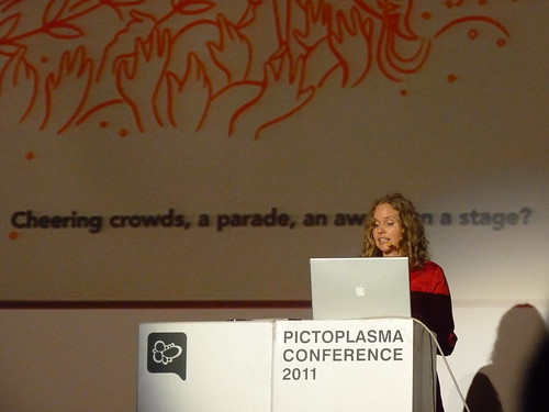 Rilla Alexander with her Sozi on the Pictoplasma 2011