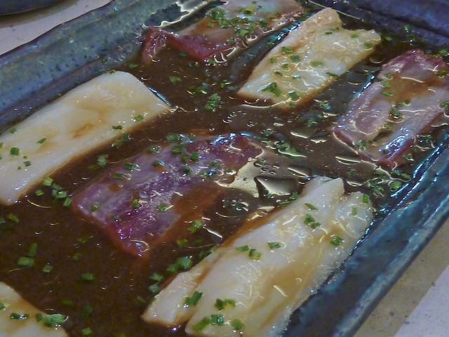 Sashimi de Pez Mantequilla y Atún al estilo de Barra de Sushi de Shikku Izakaya