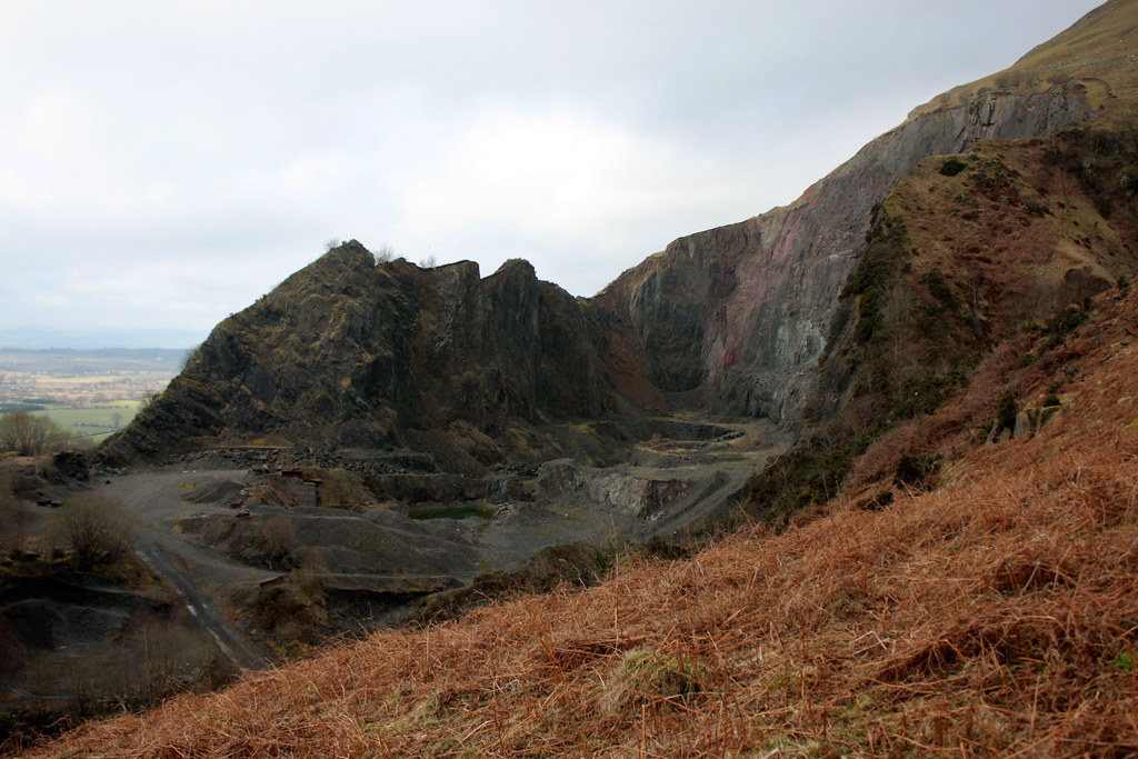 Quarry above Tillicoultry