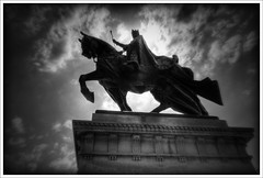 Statue of Saint Louis 2011-04-09 1