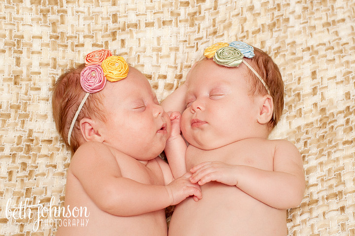 tallahassee newborn twin girls photographer