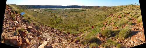 Wolfe Creek Crater Panorama - Walking trail from Rim to the Centre