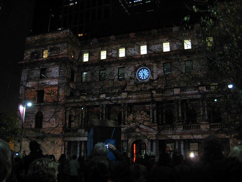 Intel 3-D projections on Customs house