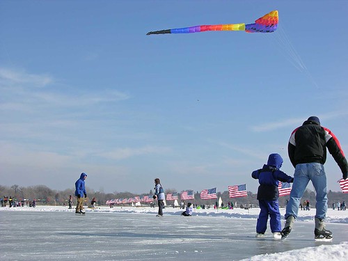 Winter Kite Festival 2006 skate below the kites