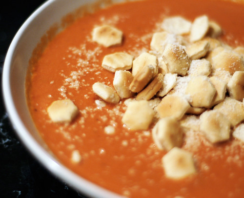 cassie's creamy tomato soup