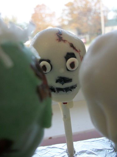 a skull cake pop