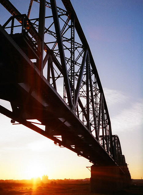 鐵橋