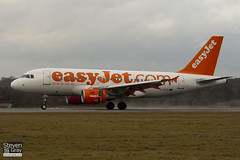 G-EZIS - 2528 - Easyjet - Airbus A319-111 - Luton - 110110 - Steven Gray - IMG_7737