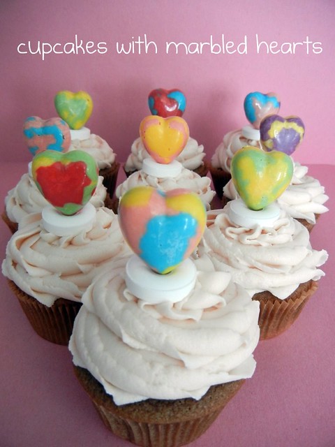 cupcakes with marbled hearts