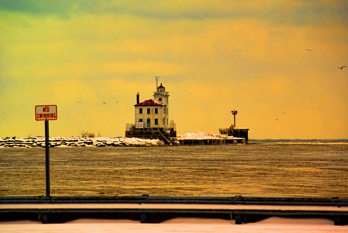 Fairport harbor Lighthouse by Jeff®