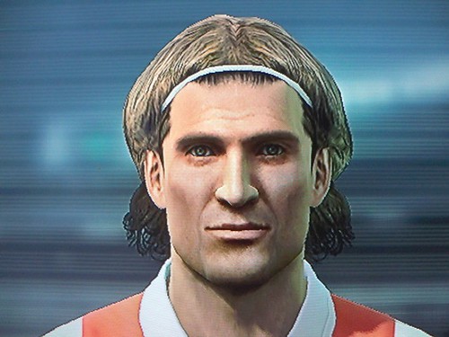 diego forlan 2011. Forlan - PES 2011 (PS3). Diego