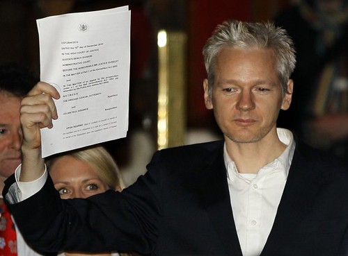 WikiLeaks founder Julian Assange walks out of British prison after the High Court upheld a lower decision to release the investigative journalist. Wearing a tether, he must report to police daily. by Pan-African News Wire File Photos