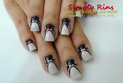 Crawling Spider Nail Art by Simply Rins