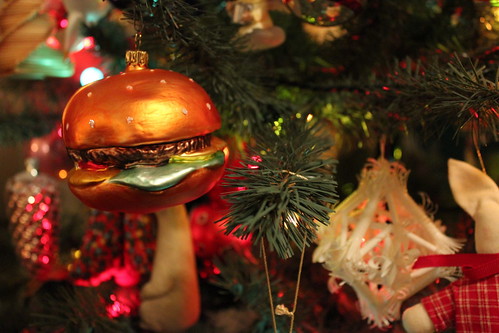 20101205. my favorite ornament: hamburger!