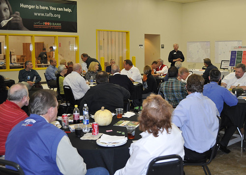 Employees, volunteers and partners met at the Tarrant Area Food Bank in Fort Worth, Texas, to discuss and plan effective ways of ending hunger in Texas.