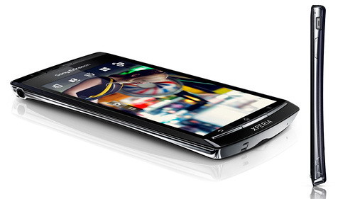 CES 2011??:索?Sony Ericsson?布Android机Xperia Arc: 超薄机身 8.1M?像?