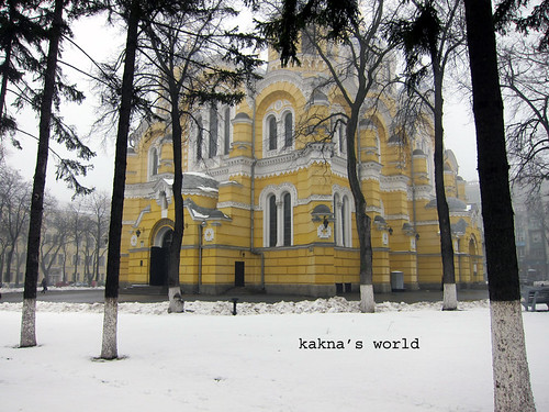 kyiv_yellow church ©  kakna's world