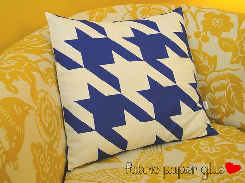 Blue Houndstooth Pillow Cover
