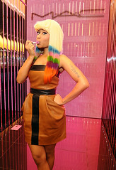Nicki-Minaj-lipstick-2