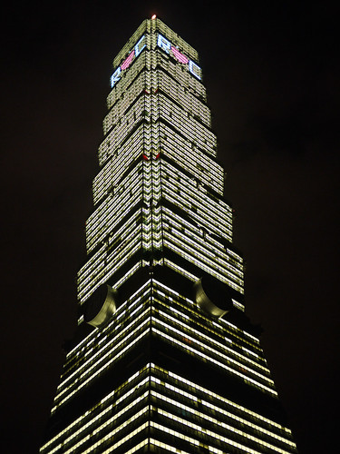 Taipei101 [GF1 with Lumix 20mm/f1.7 lens]