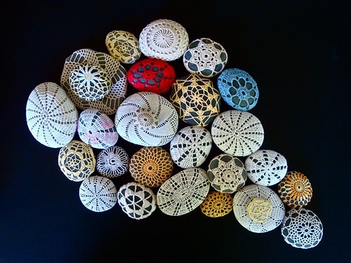 crochet-stones-by-knitalatte