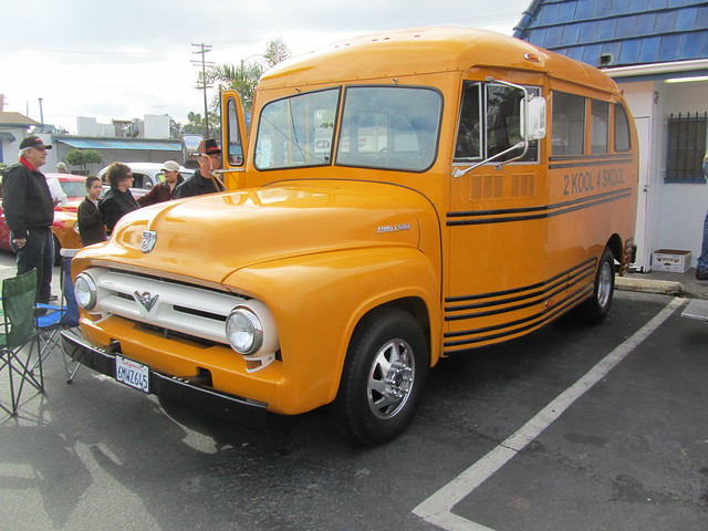 school bus ford f600