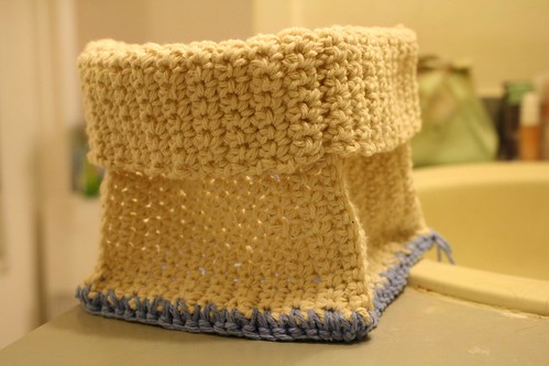 Crocheted organizer box/basket
