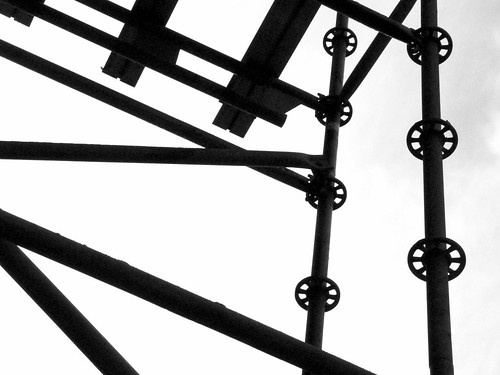 Abstract Geometric Shapes from a Scaffold