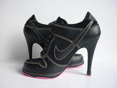 Womens-Nike-Dunk-SB-Heels-Low-Black-Pink