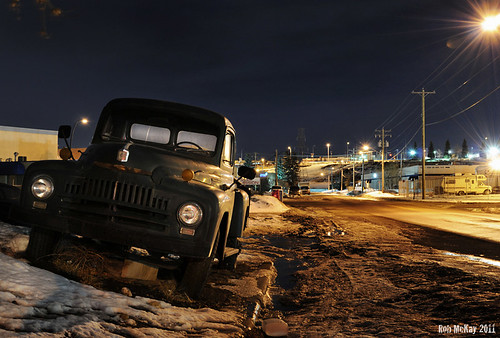 Calgary By Night International Pickup Truck L 130 Flickr Photo Sharing 