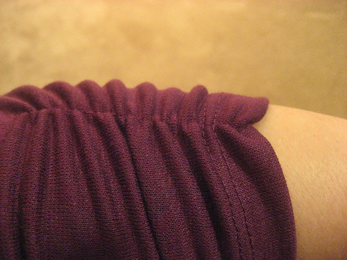 Tres Chic Dress in Plum (detail)