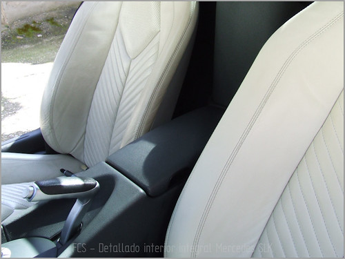Mercedes SLK detallado
interior-09
