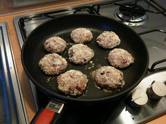 Spicy almond beef burgers 2