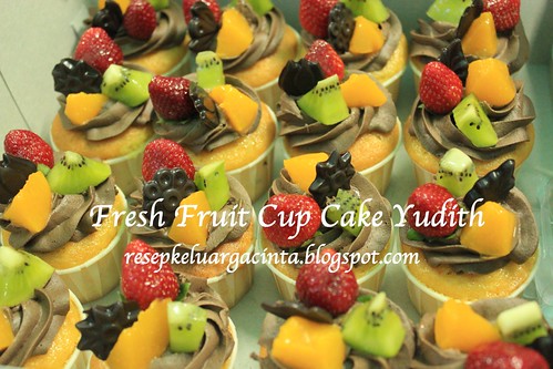 Fresh fruit cupcake Yudith