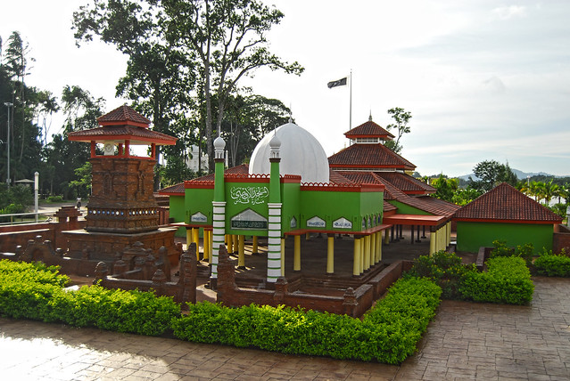 Al Manar Mosque Indonesia