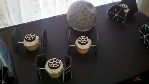 cupcake TIE Advanced defends the Death Star
