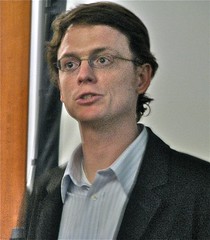 Dr David Gondek