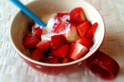 Yofu & Strawberries