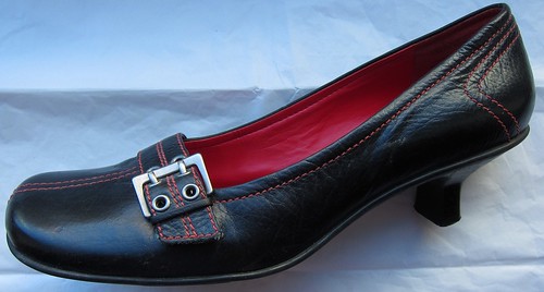 eBayed: Black Buckled Kitten Heels with red detailing from Kenneth Cole Reaction