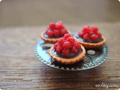 miniature raspberry tartlet 