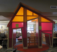 Twin Oaks Branch, Austin Public Library