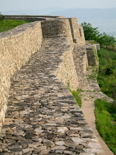 Gaya wall