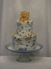 Winne the Pooh Two Tier Diaper Cake (front)