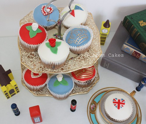 royal wedding cupcakes designs. Royal wedding cupcakes