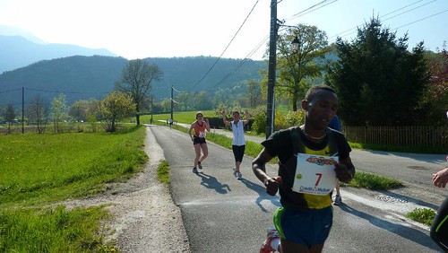 Marathon d'Annecy Anne et Danielle FINISHERS 17 avril 2011 130