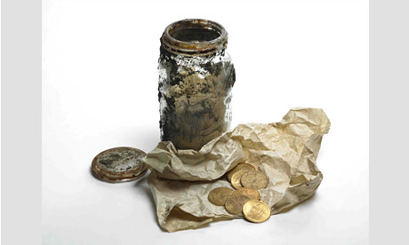 Gold-coins-and-glass-jar
