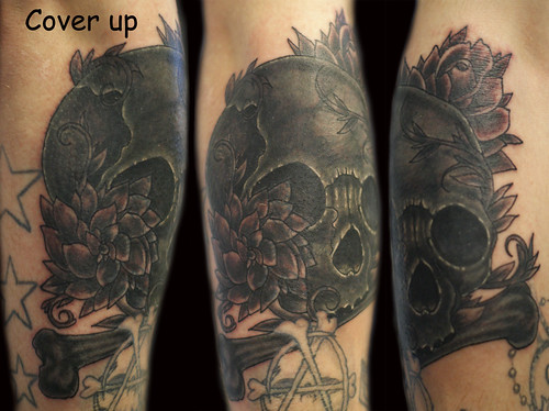  23Black and Grey Skull Bone and Flowers Tattoo Cover Up
