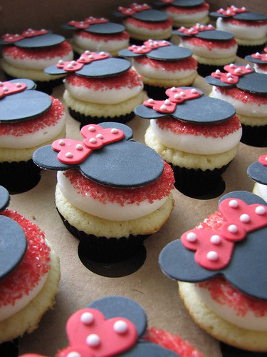 Minnie Ears and bows on mini cupcakes